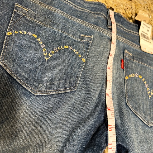 Ladies Levis Designers Jeans NEW - Picture 5 of 7